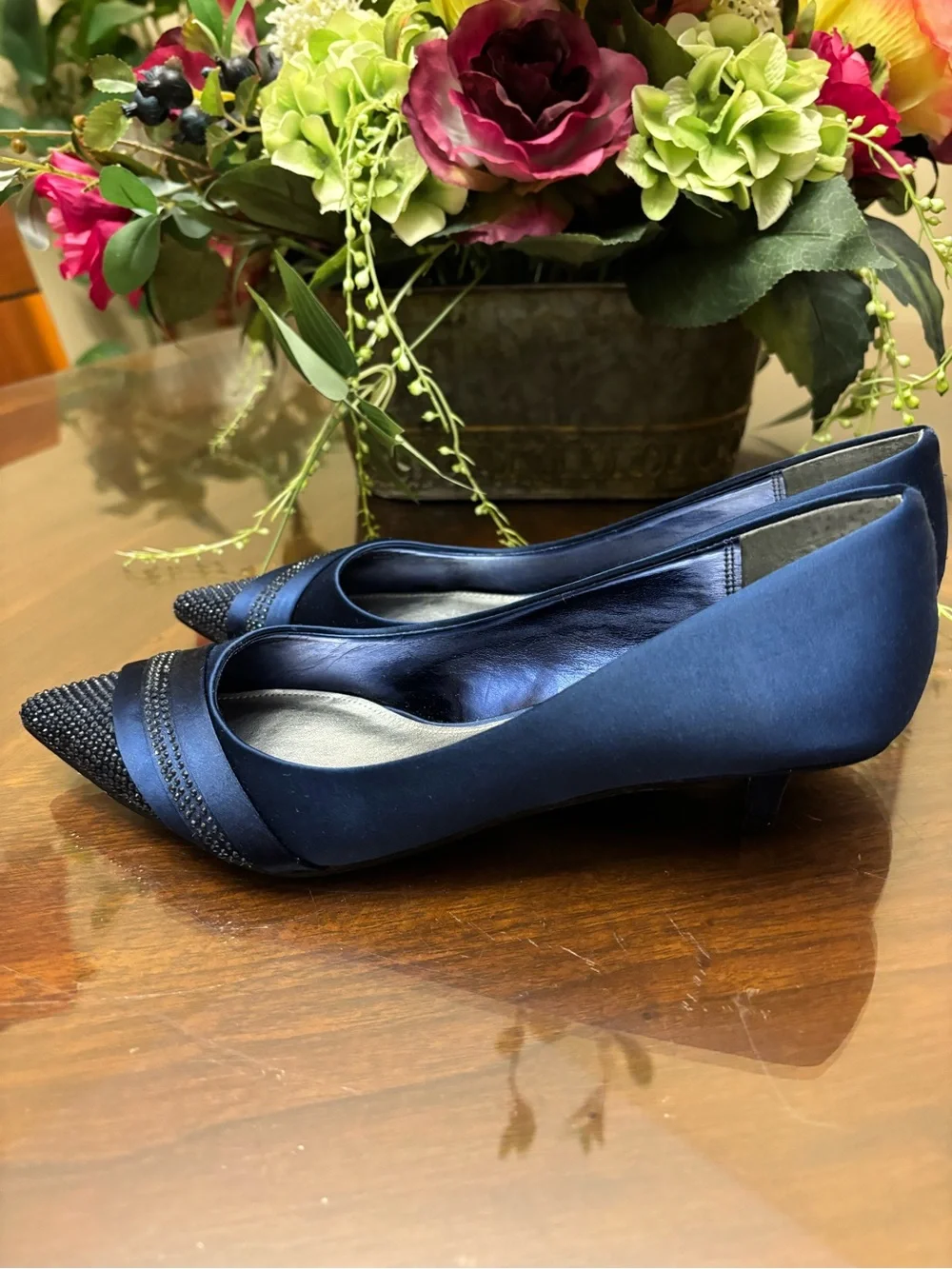 Nina sleek navy